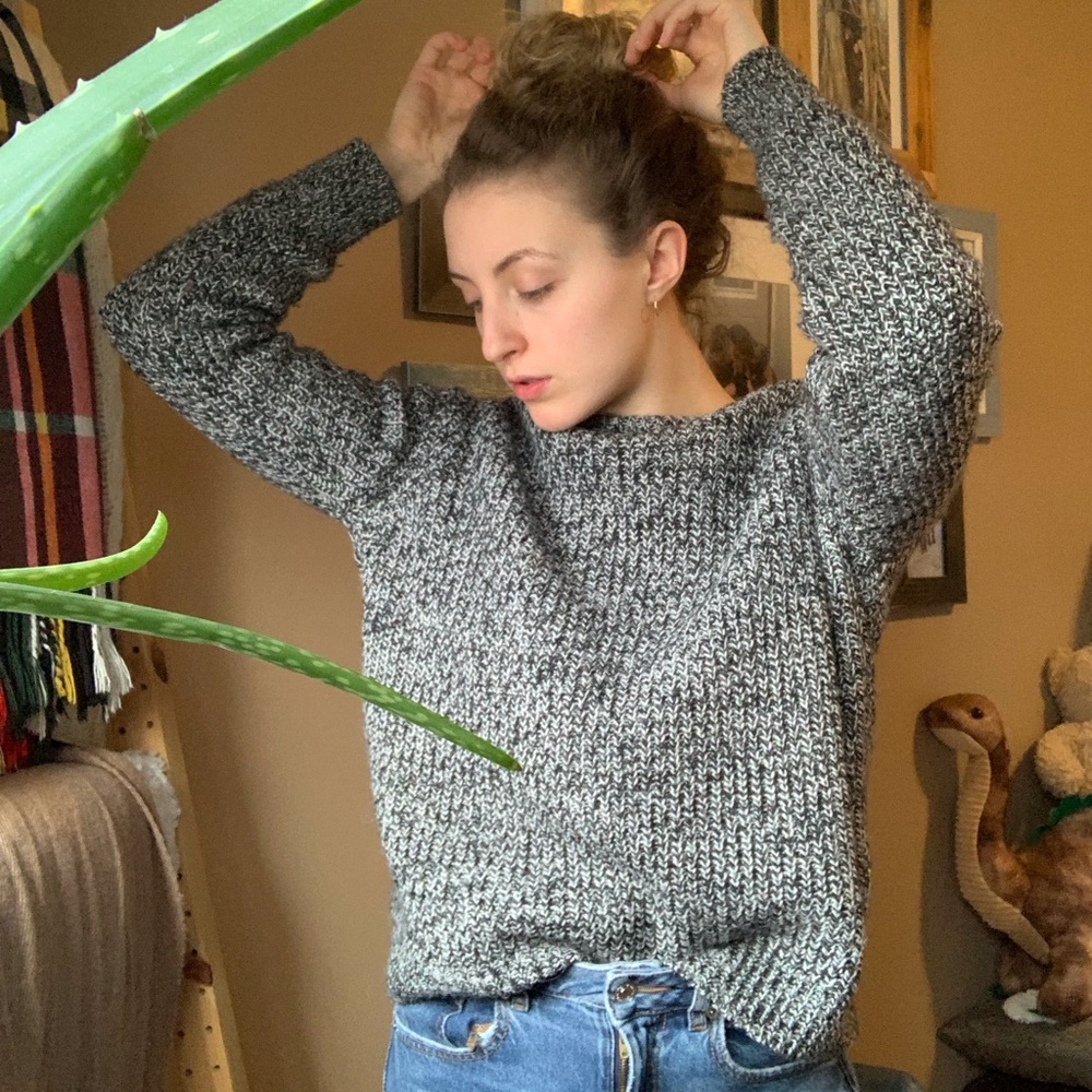 Brandy Melville Knit Sweater